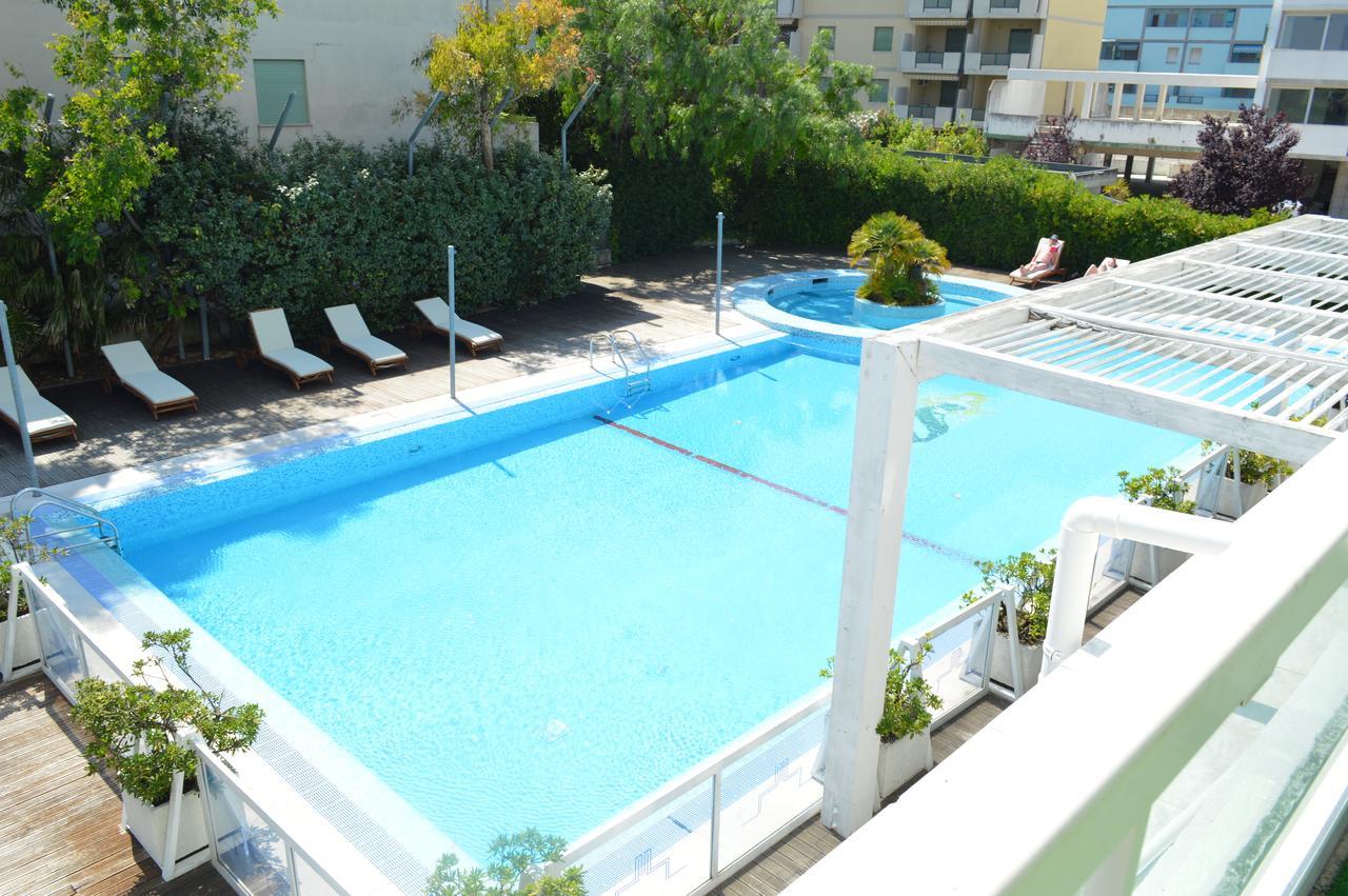 Hotel Excelsior Vasto Esterno foto